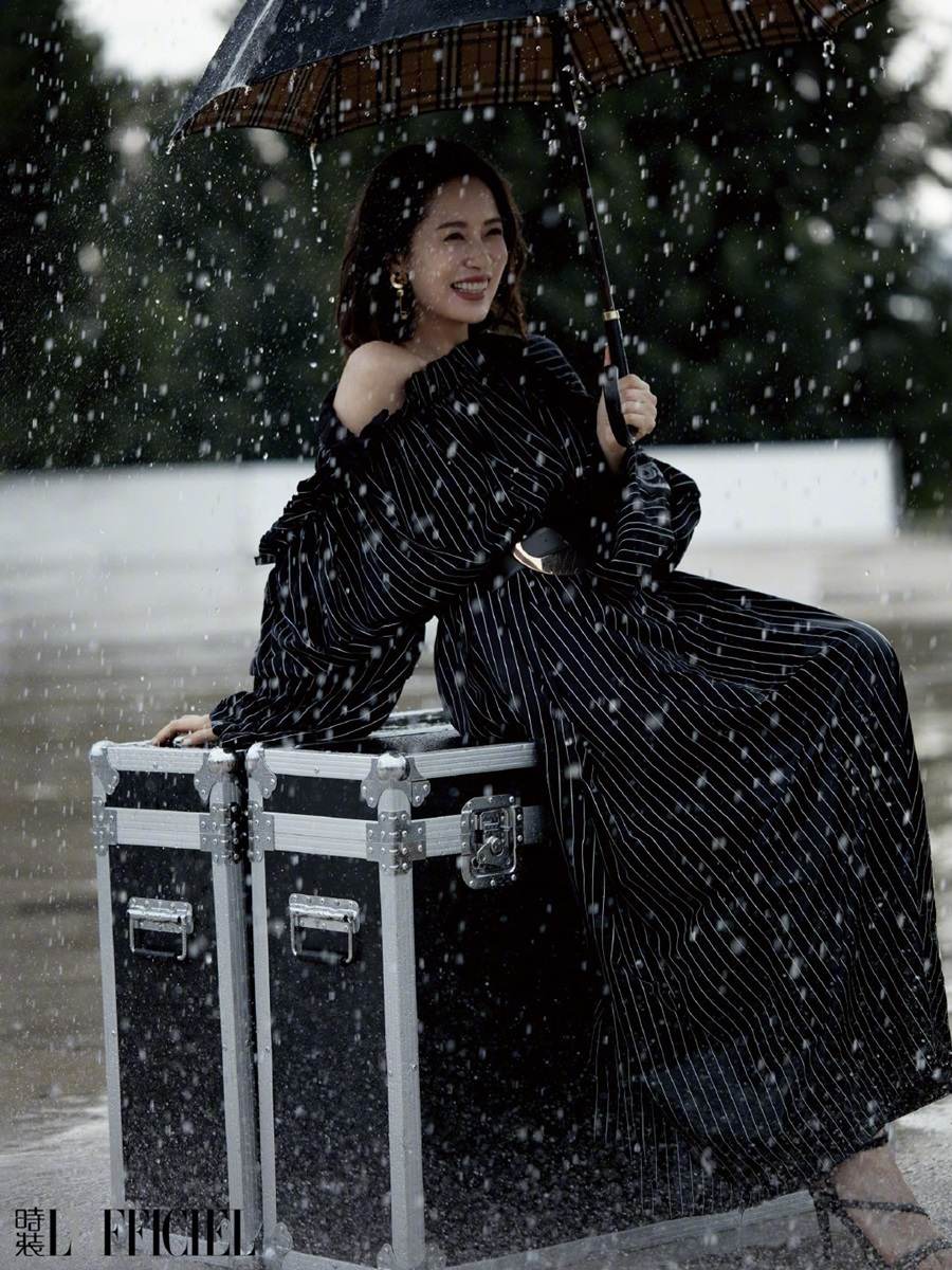 Hai Qing @ L&rsquo;Officiel China August 2022