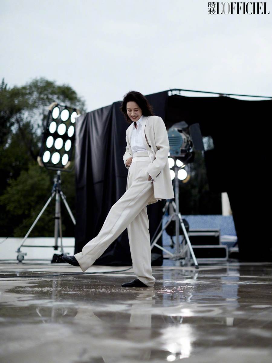 Hai Qing @ L&rsquo;Officiel China August 2022