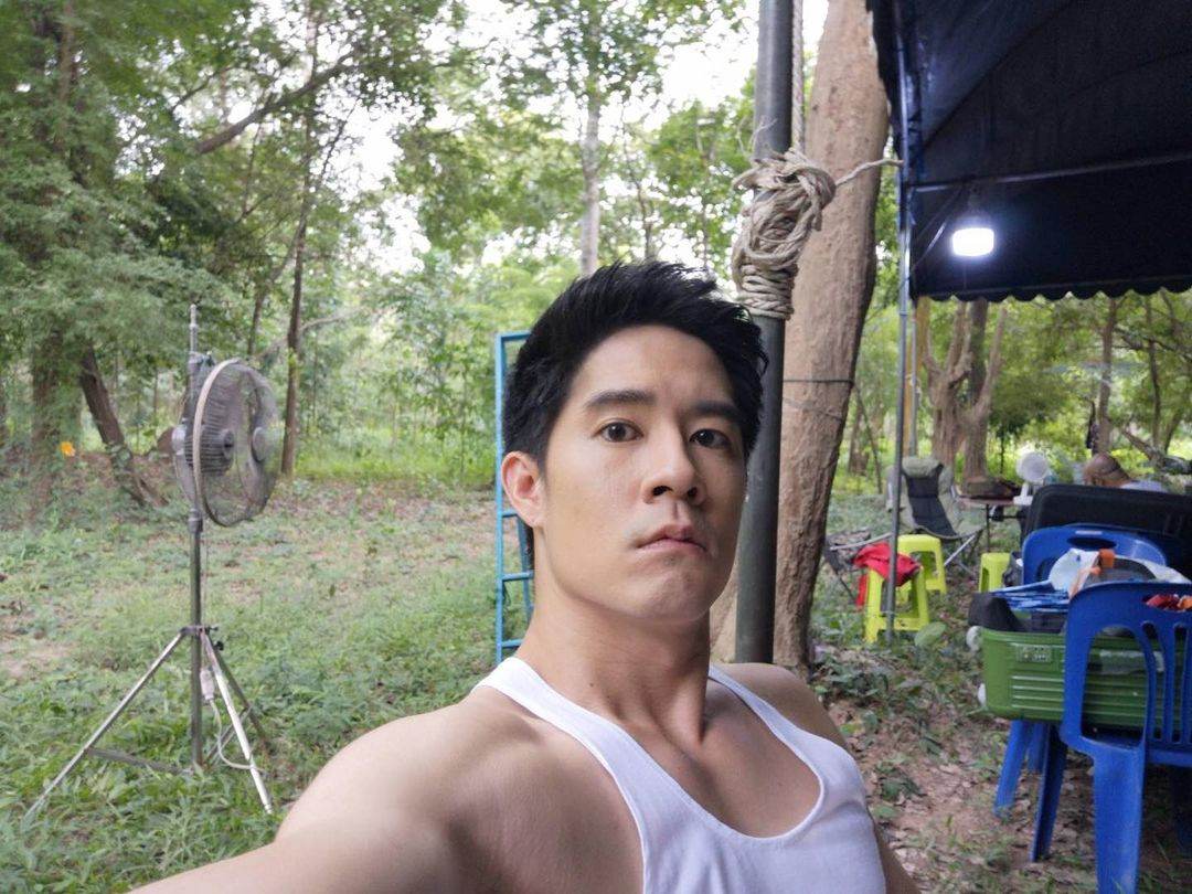 เลียๆดูดๆ