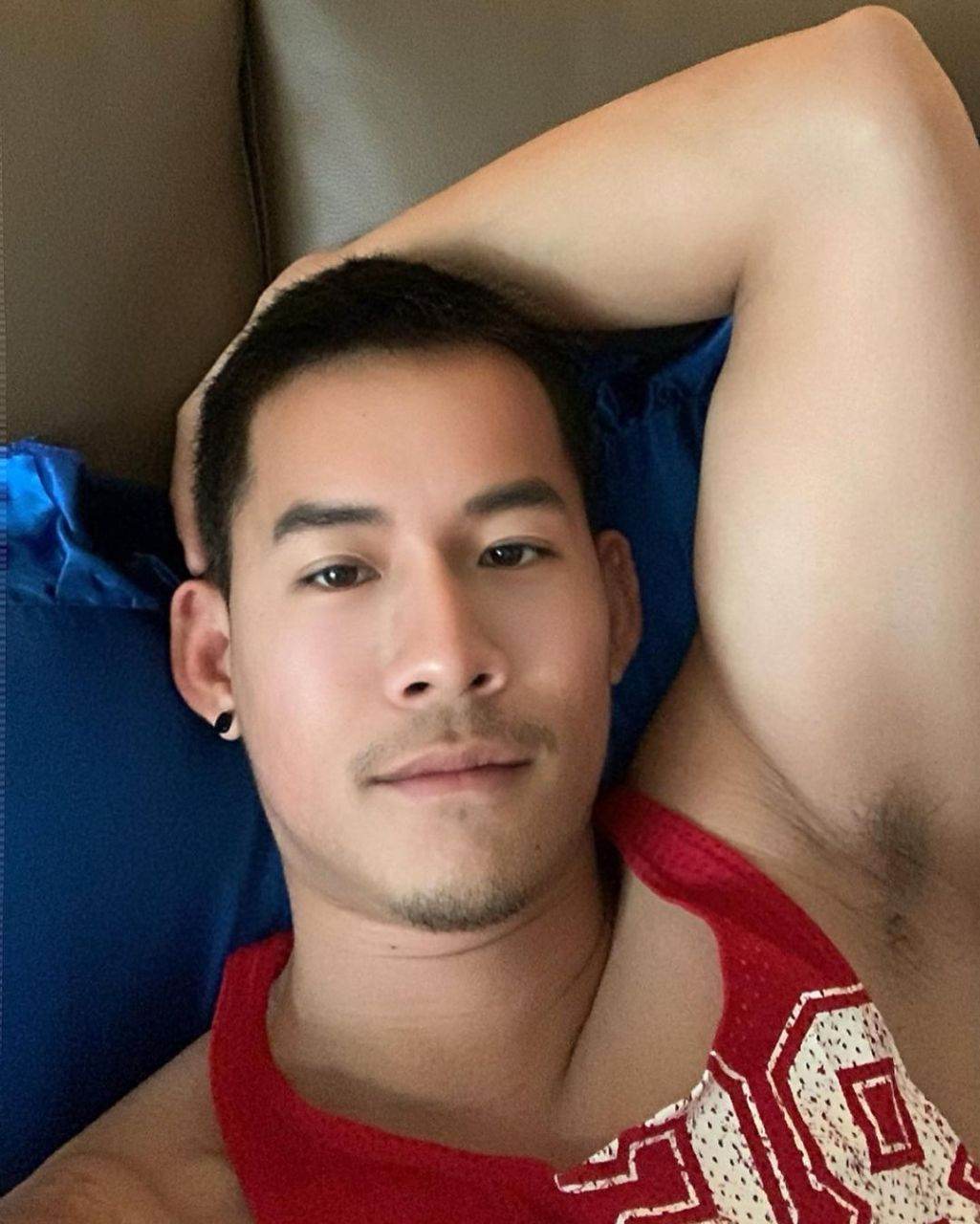 เลียๆดูดๆ