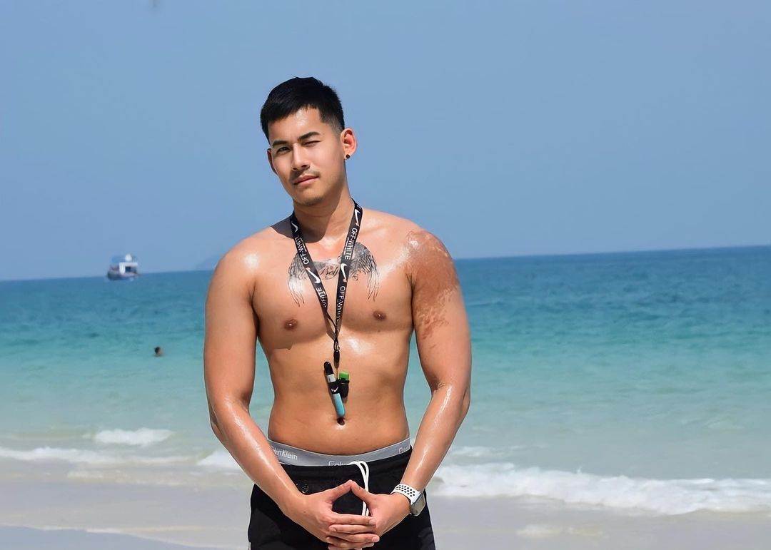 เลียๆดูดๆ