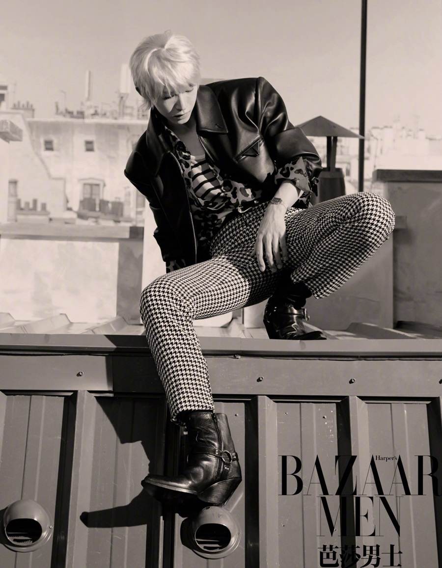 (INTO1) Liu Yu @ Harper&rsquo;s Bazaar Men China August 2022