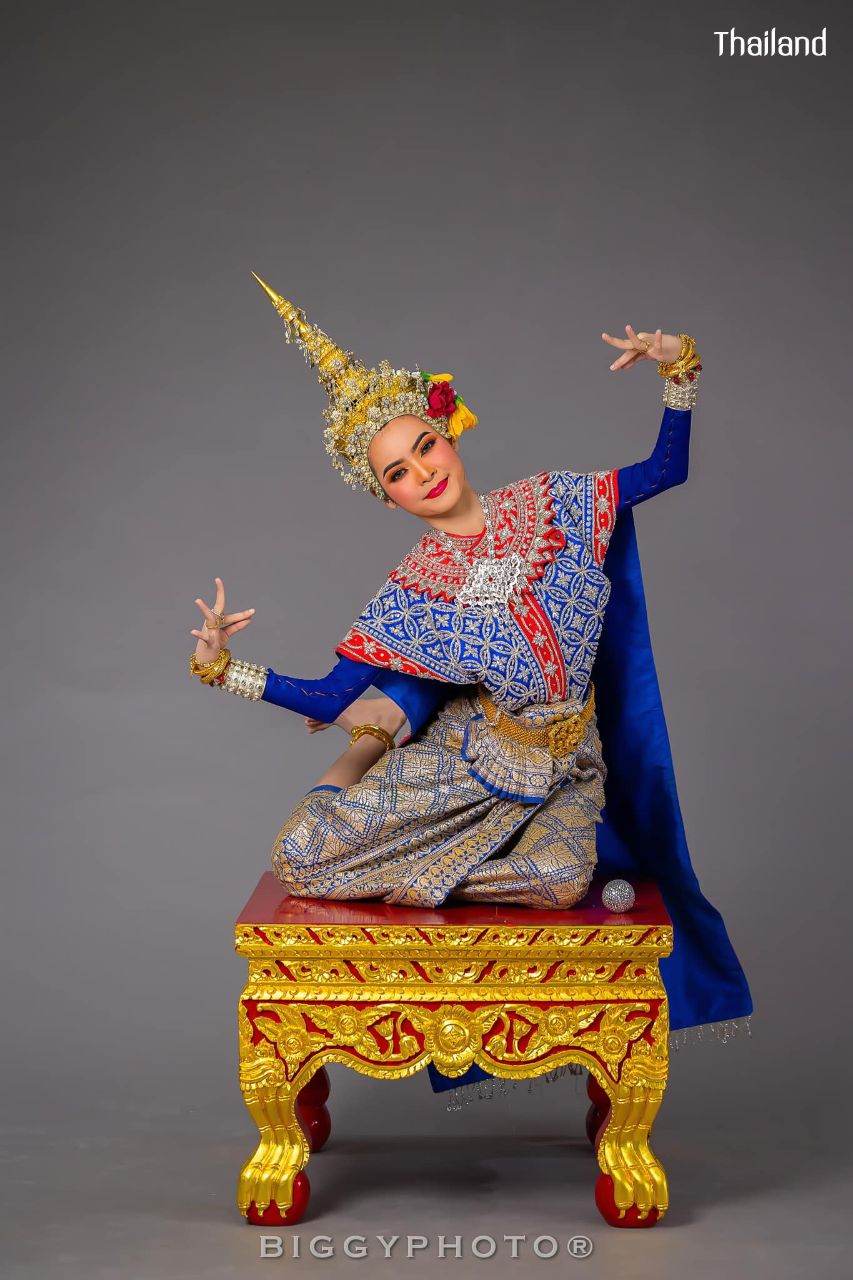 THAI DANCE: นาฏศิลป์ไทย | THAILAND 🇹🇭