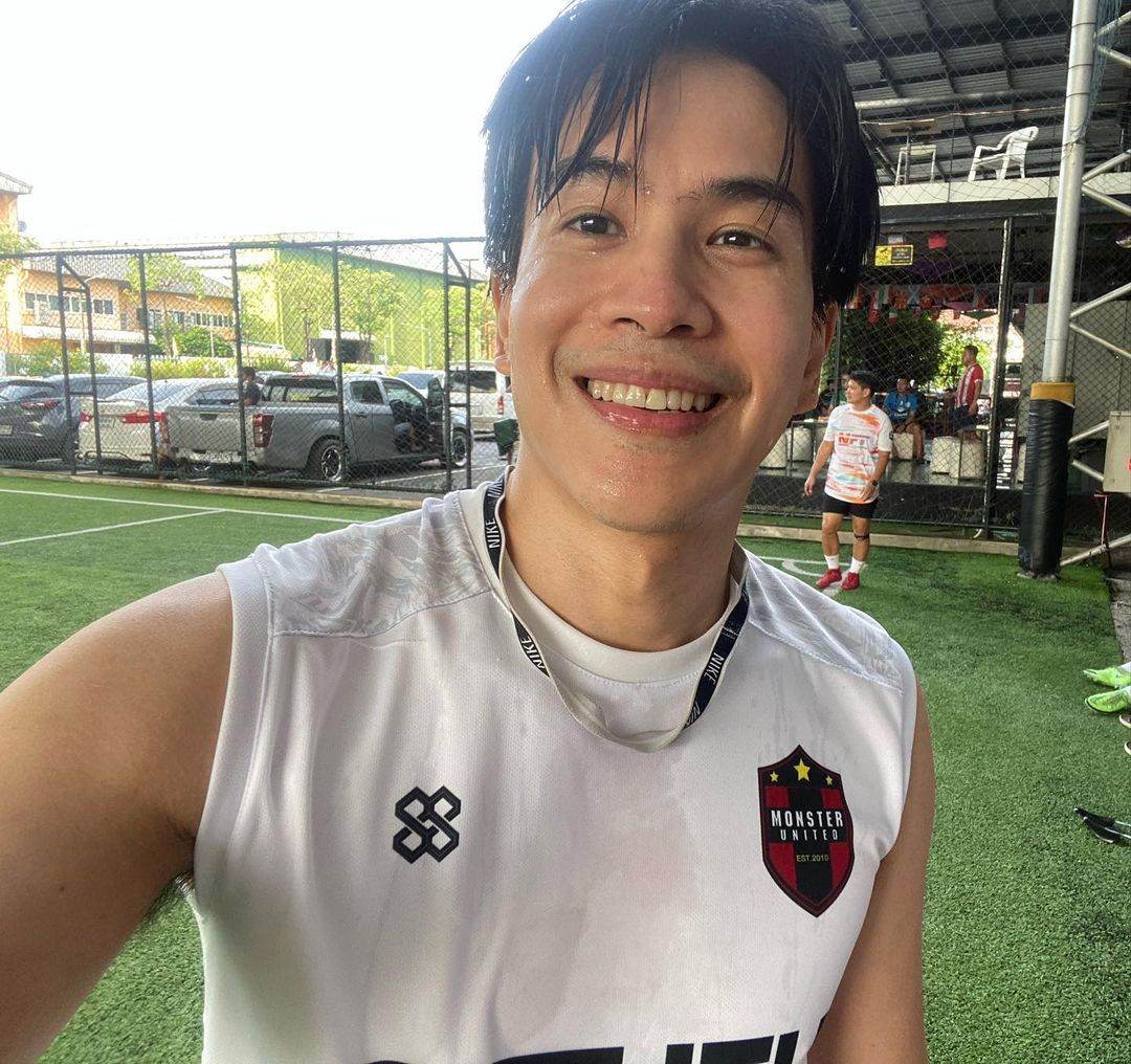 ตามติดไอจีผัวขา