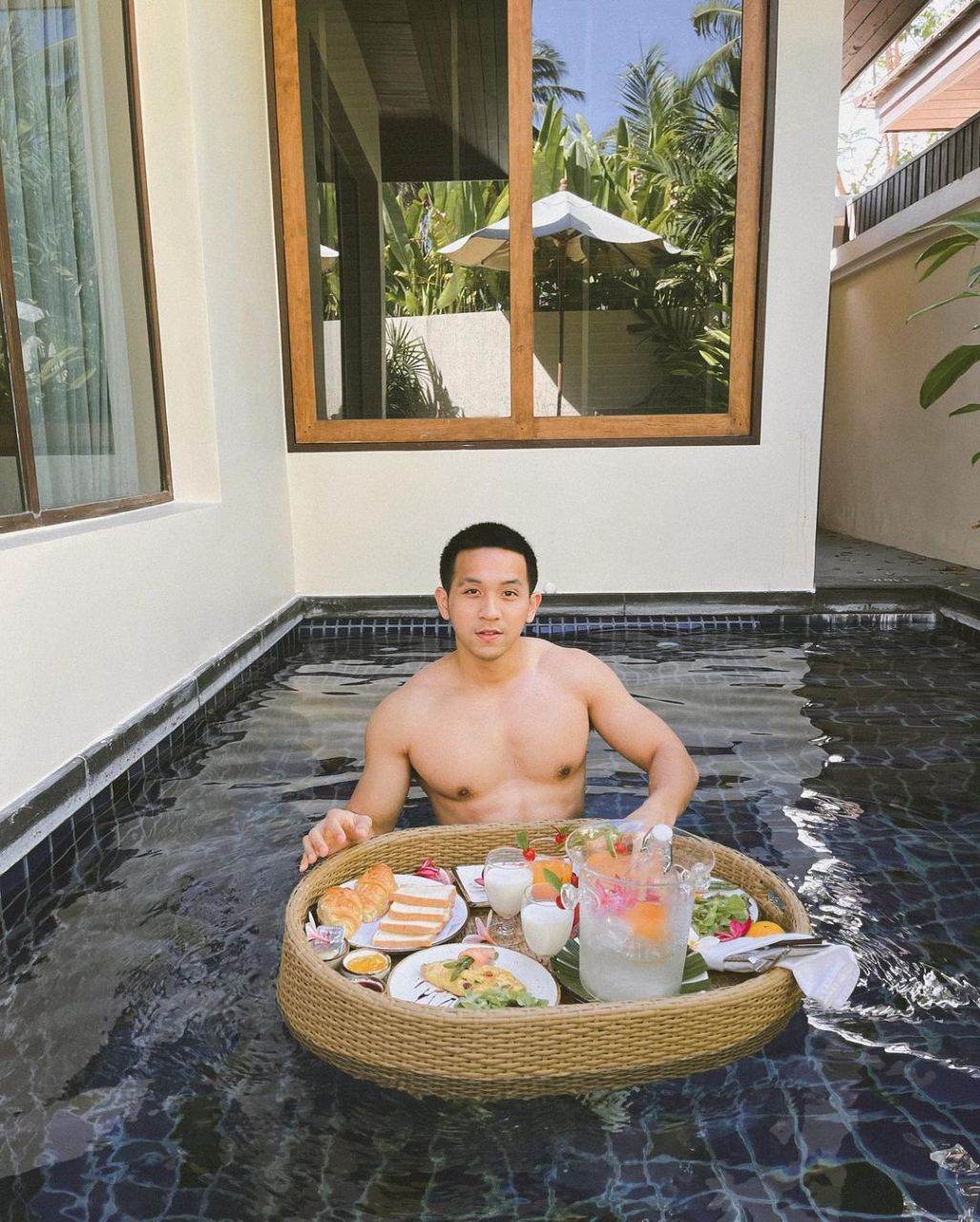 ตามติดไอจีผัวขา