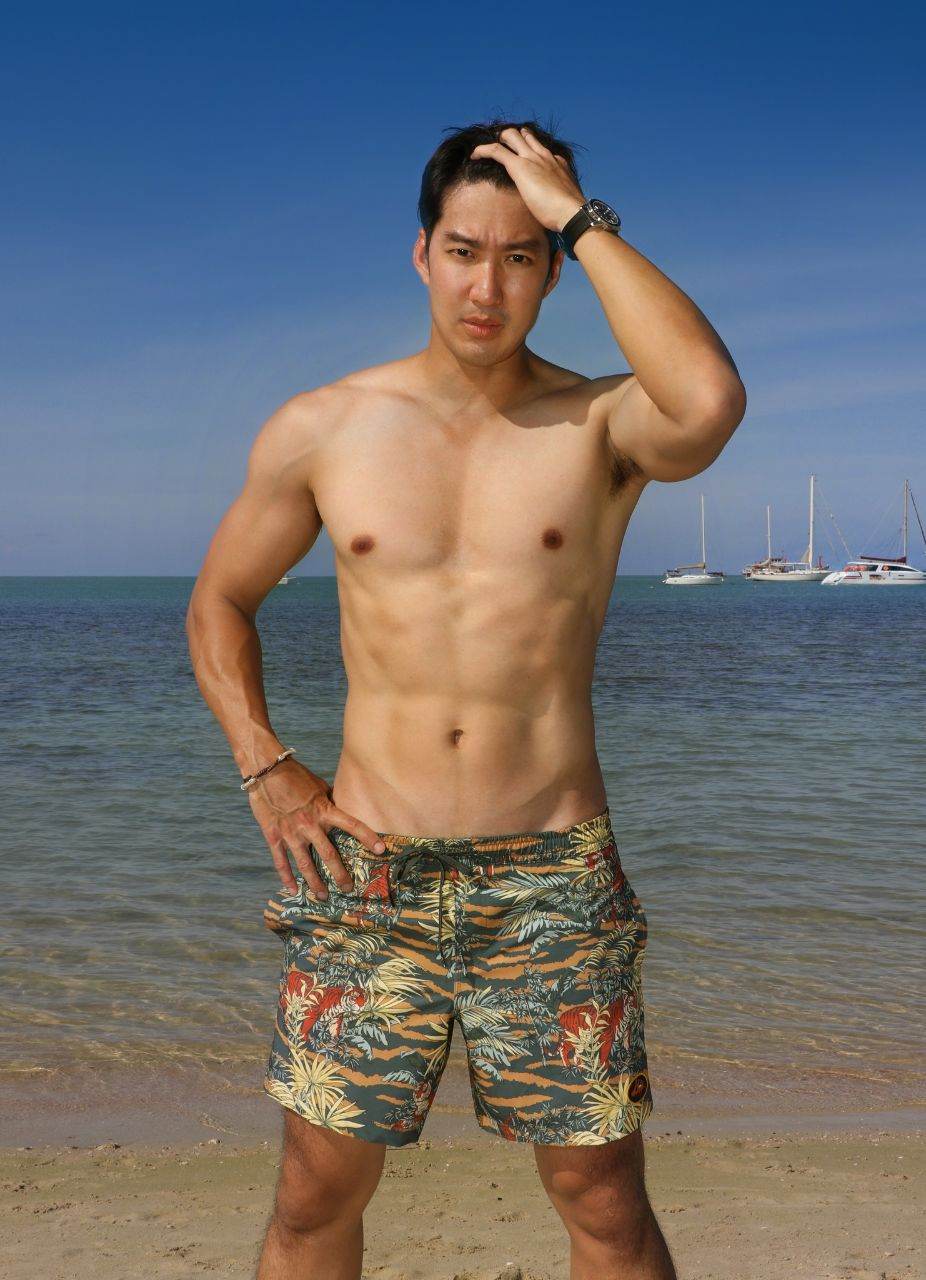 เฮียเดี่ยวเสียวเลย
