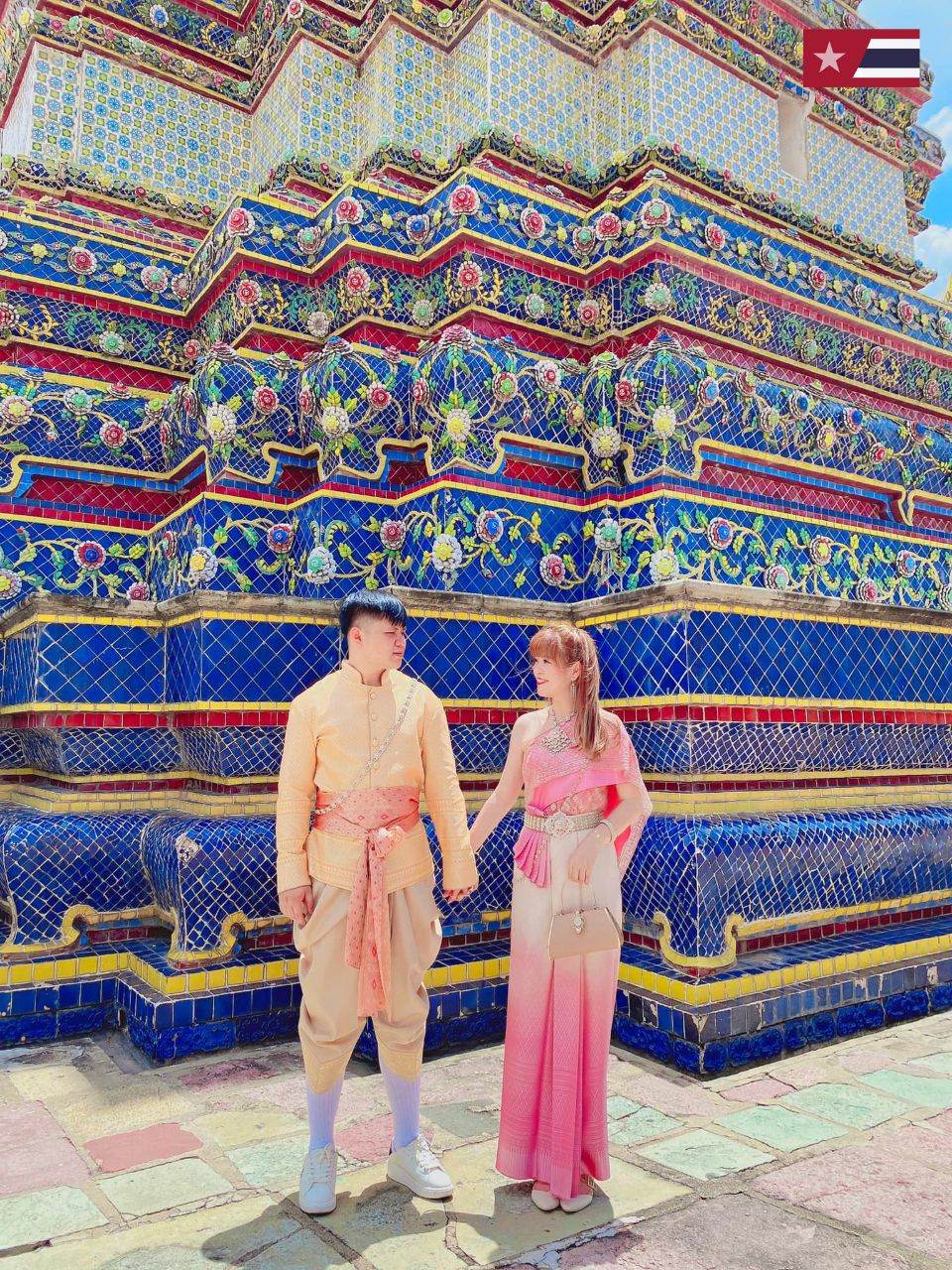 Vietnam Tourist 🇻🇳 and Beautiful Thai Traditional Dress | THAILAND 🇹🇭