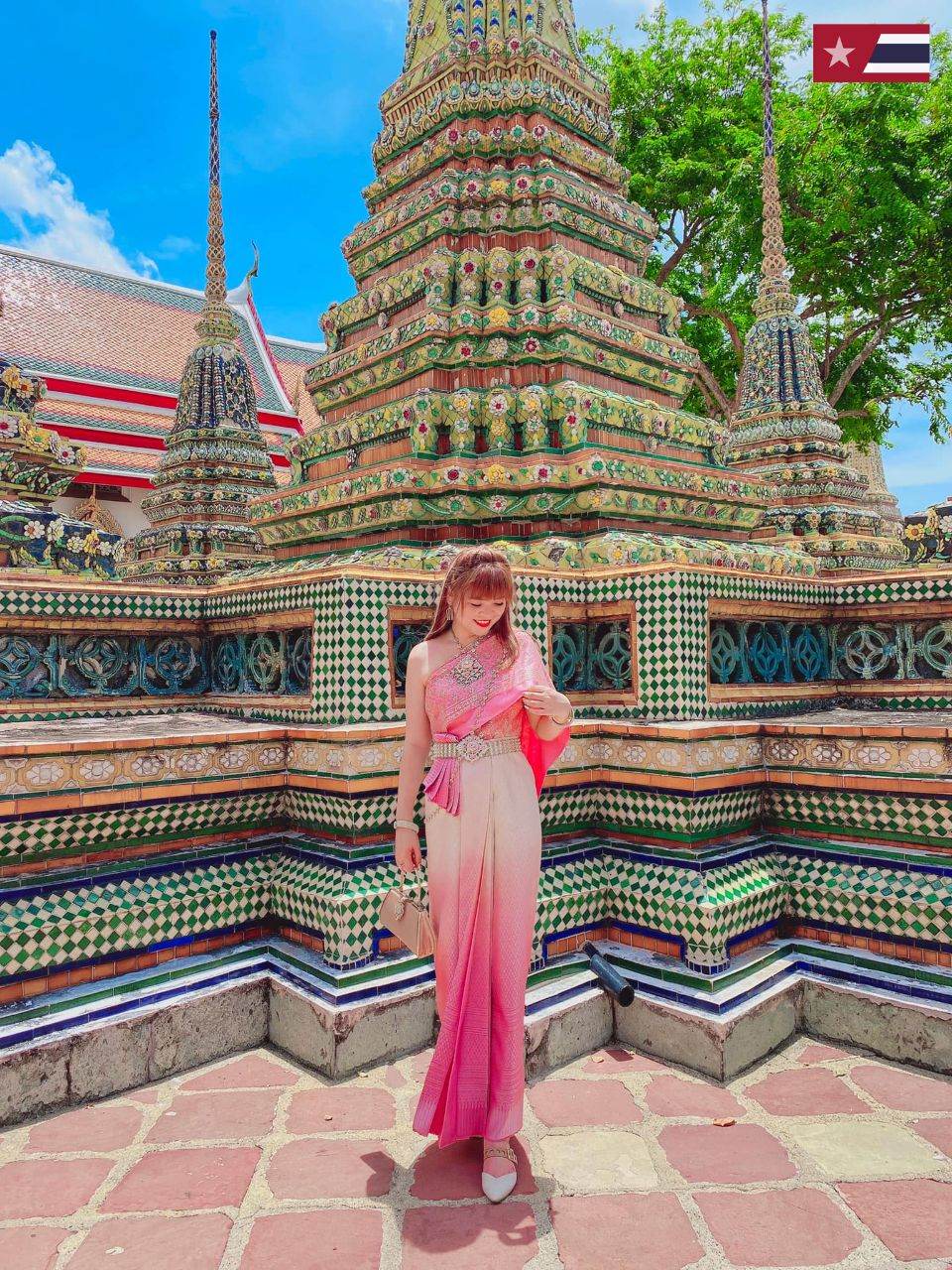 Vietnam Tourist 🇻🇳 and Beautiful Thai Traditional Dress | THAILAND 🇹🇭