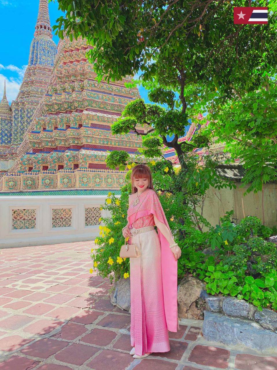 Vietnam Tourist 🇻🇳 and Beautiful Thai Traditional Dress | THAILAND 🇹🇭
