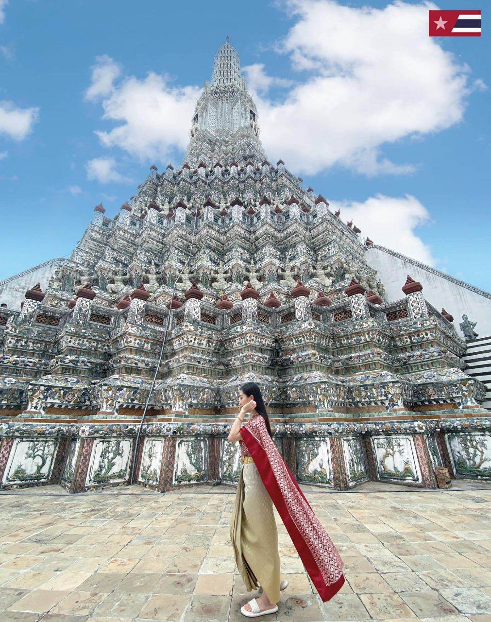 Vietnam Tourist 🇻🇳 and Beautiful Thai Traditional Dress | THAILAND 🇹🇭