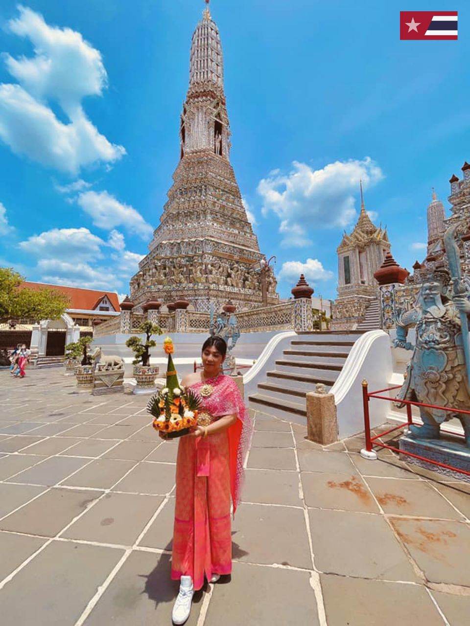 Vietnam Tourist 🇻🇳 and Beautiful Thai Traditional Dress | THAILAND 🇹🇭