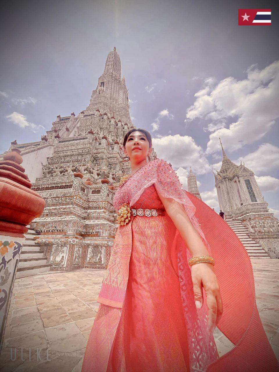 Vietnam Tourist 🇻🇳 and Beautiful Thai Traditional Dress | THAILAND 🇹🇭