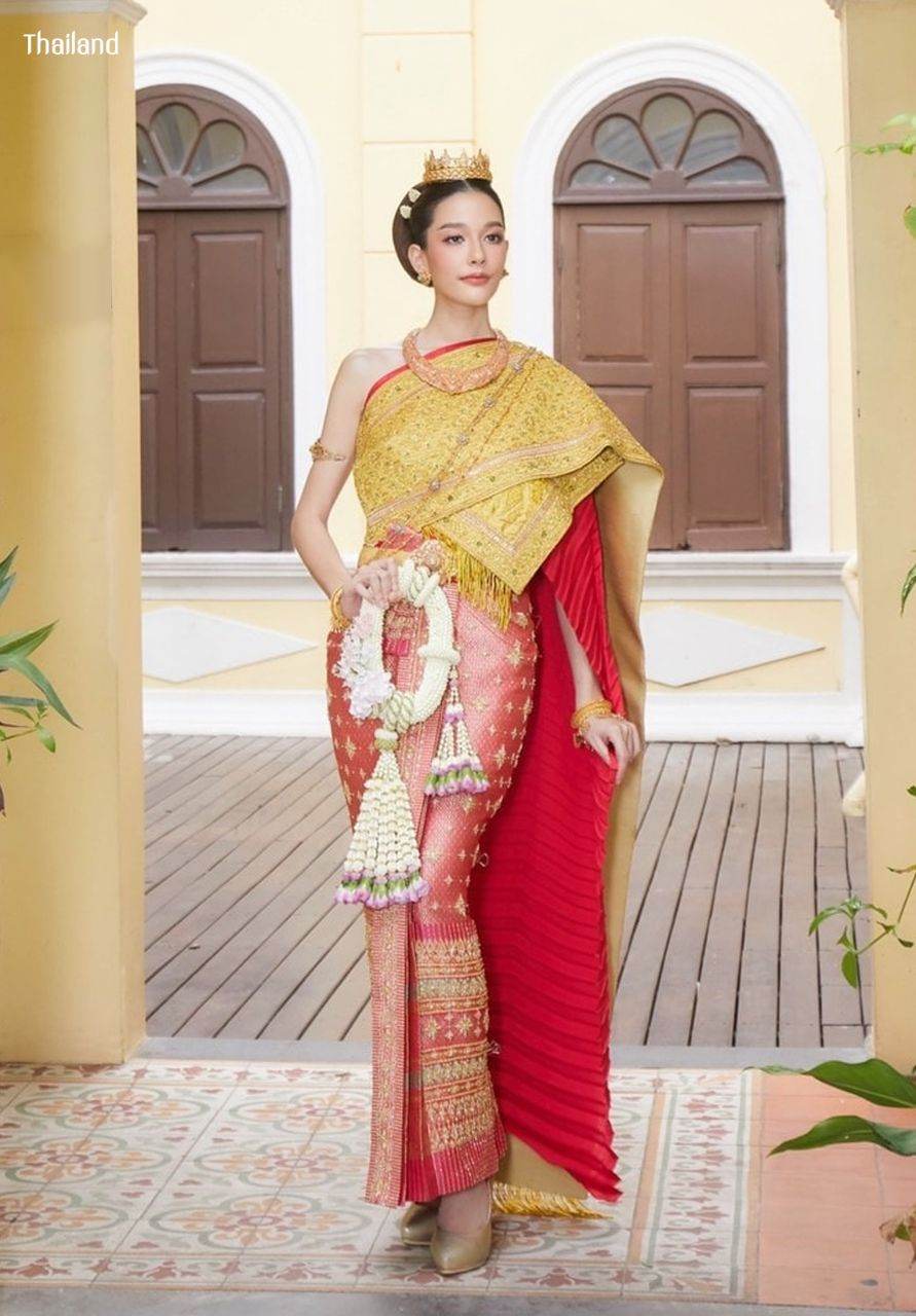 THAI CHAKKRAPHAT DRESS: Thai national costume | THAILAND 🇹🇭