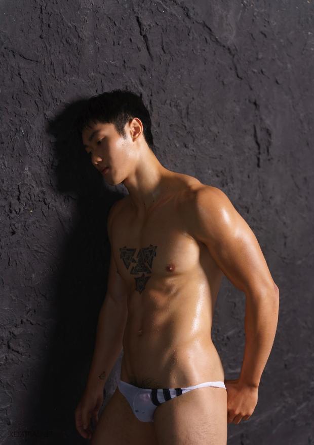 นายแบบหล่อ HONG