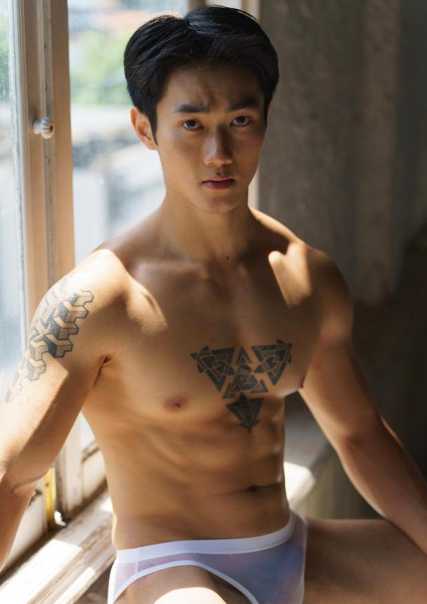 นายแบบหล่อ HONG