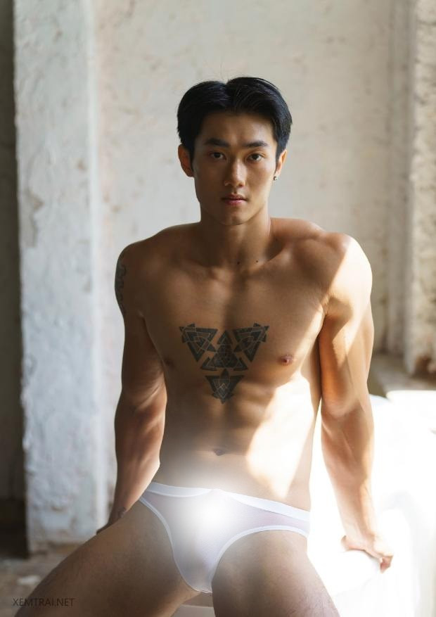 นายแบบหล่อ HONG