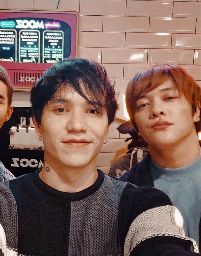 รูปหล่อหลายมุม "Ace Ashmakyn Ninetyone/เอซ ไนน์ตี้วัน" เอซอัชมาคึน-ศิลปินแนวเคป๊อป "Ace Ninety One is the Kz superstar"