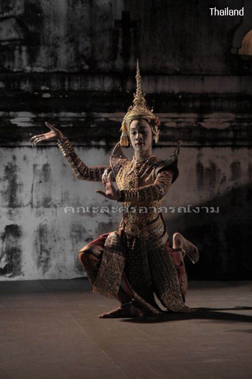 "Khon - โขน" Thai Masked Dance Drama | THAILAND 🇹🇭
