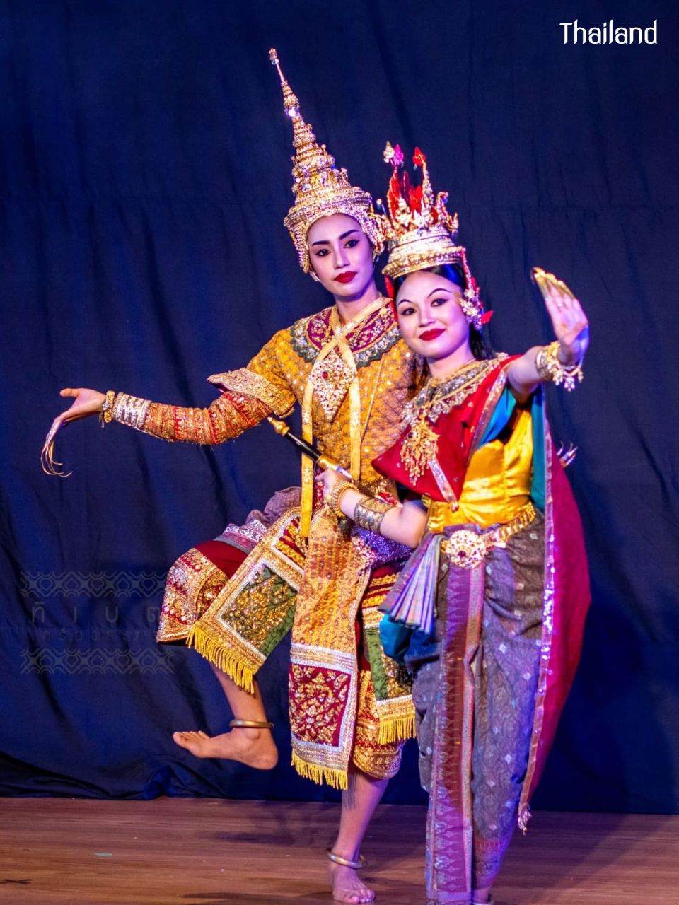Thai Royal Dance "Phichit Lekha Umsom" | THAILAND 🇹🇭