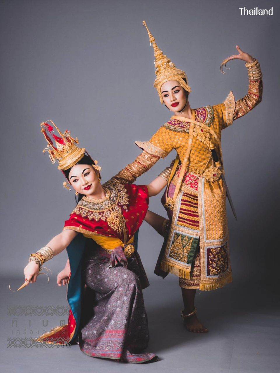 Thai Royal Dance "Phichit Lekha Umsom" | THAILAND 🇹🇭