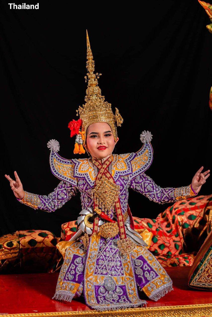"Khon - โขน" Thai Masked Dance Drama | THAILAND 🇹🇭