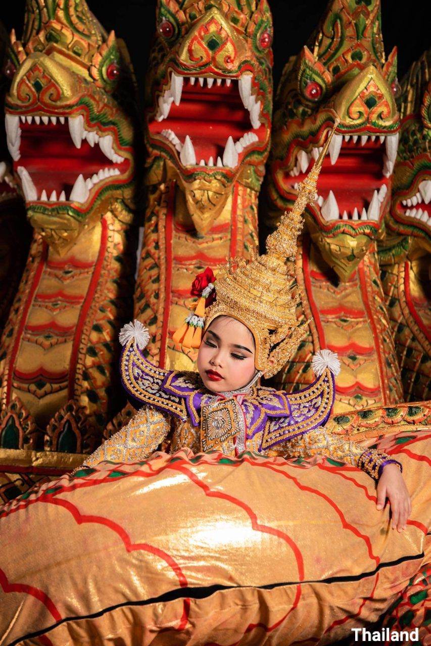 "Khon - โขน" Thai Masked Dance Drama | THAILAND 🇹🇭