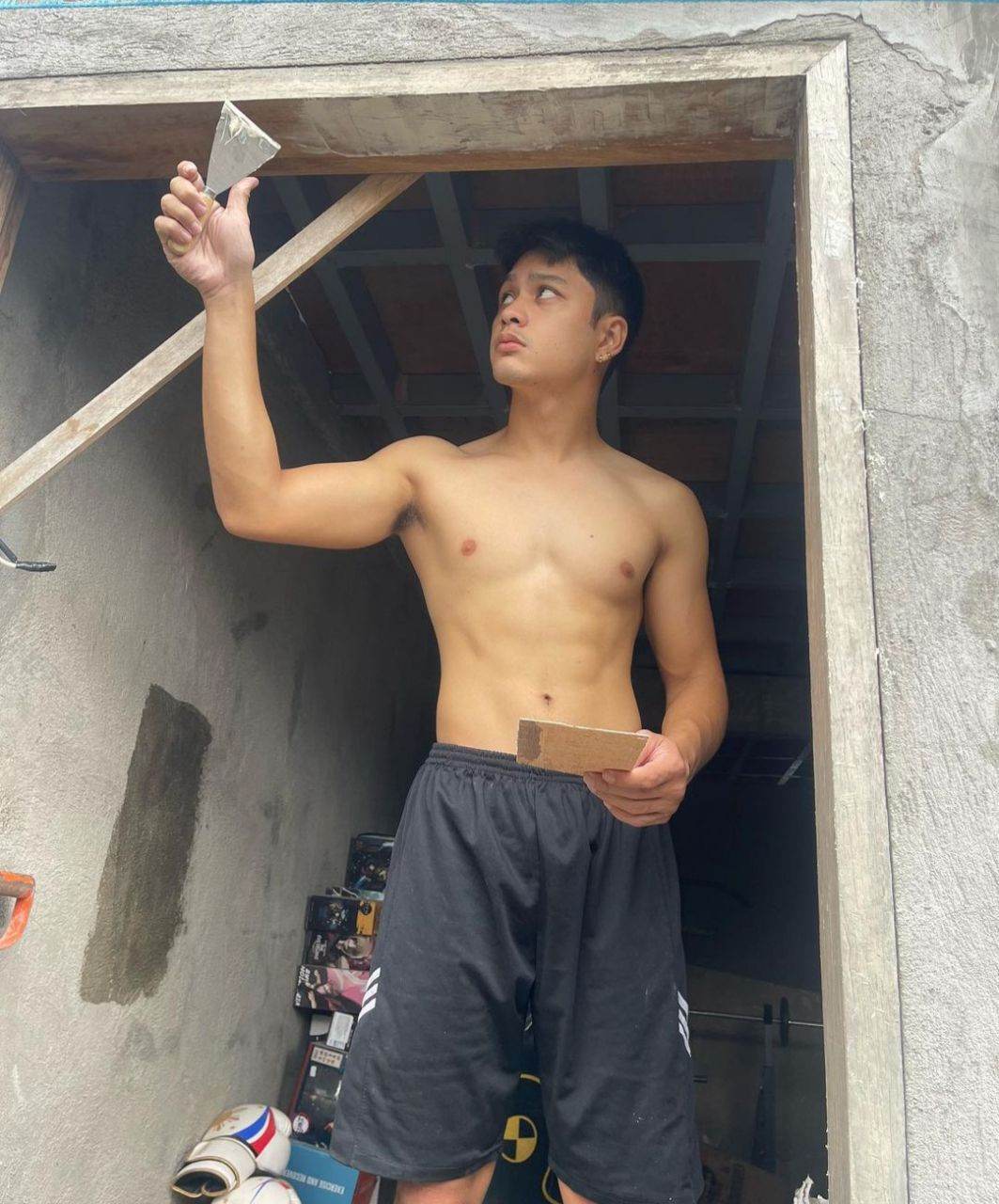 ดีต่อใจ#2458หนุ่มขยัน