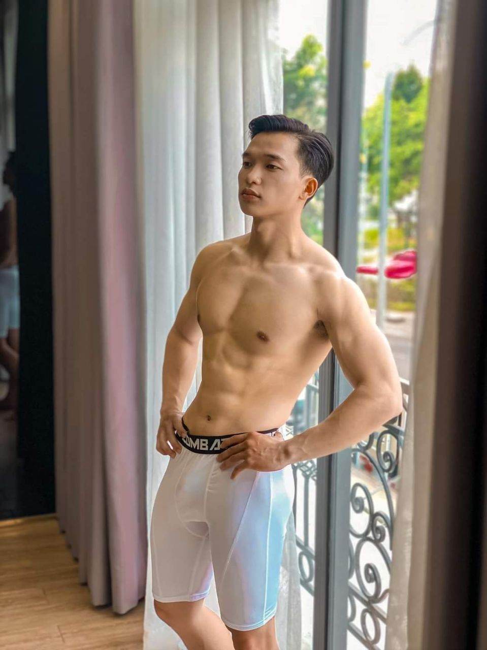 อยากเป็นฉลามที่ชอบงับ...คุณ
