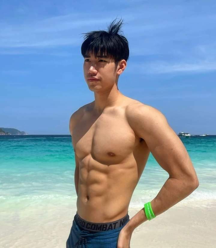 อยากเป็นฉลามที่ชอบงับ...คุณ