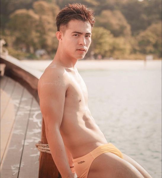 อยากเป็นฉลามที่ชอบงับ...คุณ4