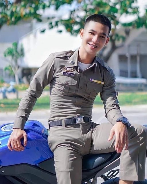 อยากเป็นฉลามที่ชอบงับ...คุณ10