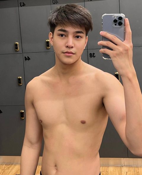 อยากเป็นฉลามที่ชอบงับ...คุณ16