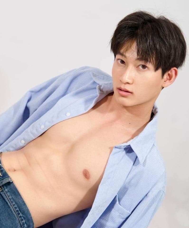 อยากเป็นฉลามที่ชอบงับ...คุณ33