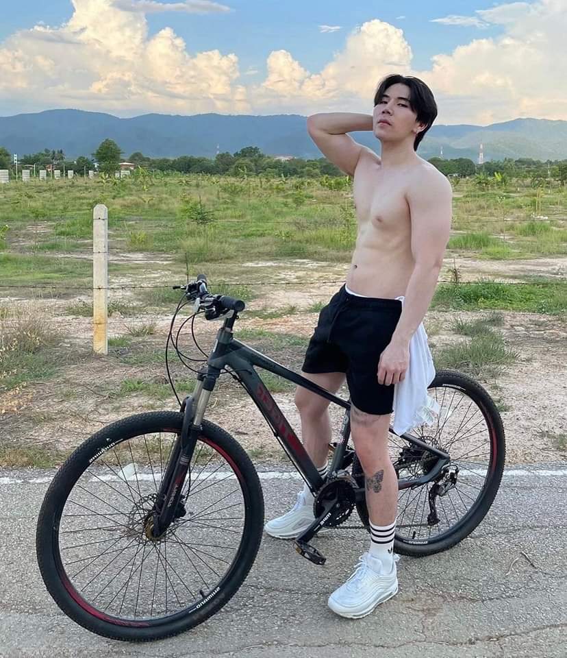 อยากเป็นฉลามที่ชอบงับ...คุณ39