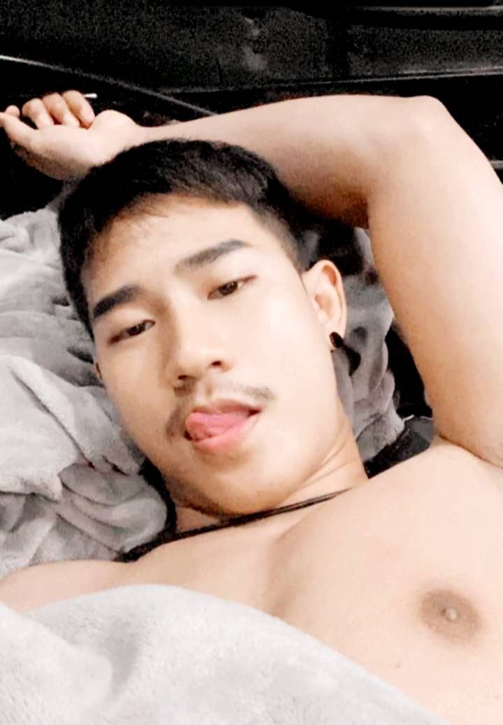 หนุ่มเอนท์งานเด่นคือโดน