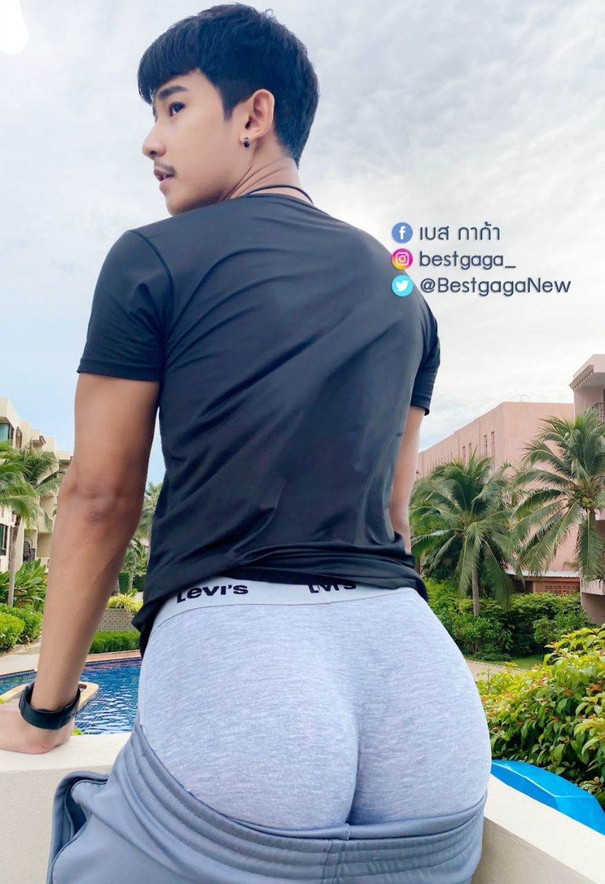 หนุ่มเอนท์งานเด่นคือโดน