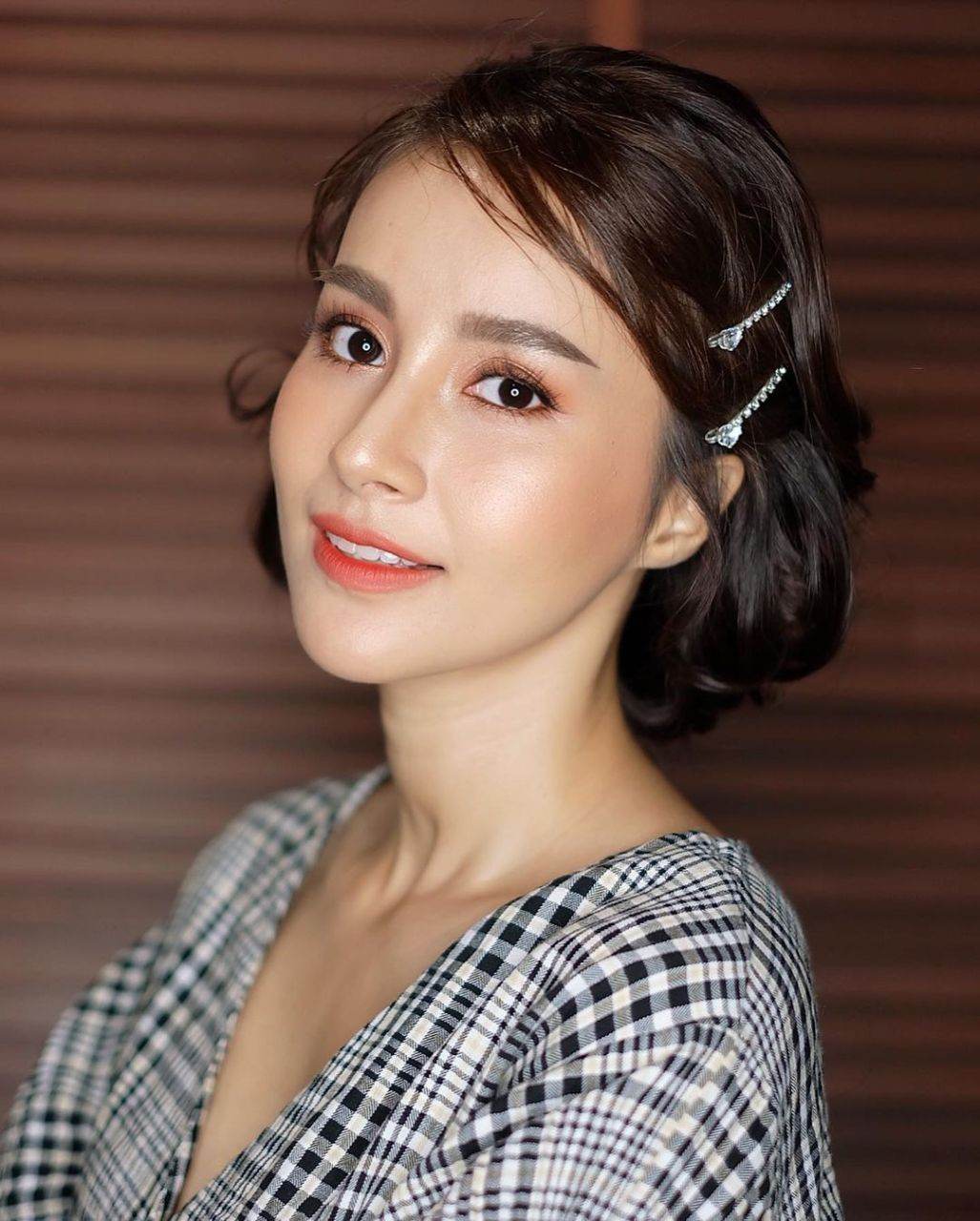ฝน พัชรินทร์ เรื่อง เจ้าสาวบ้านไร่