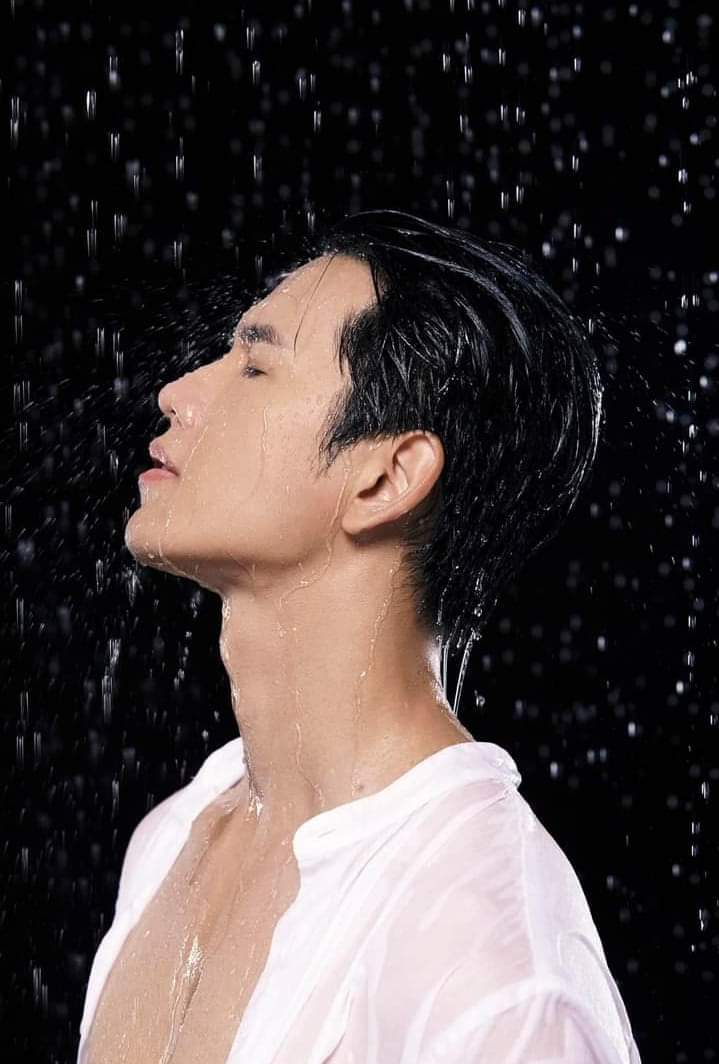 ดีต่อใจ#2478ผู้ชาย..ในสายฝน
