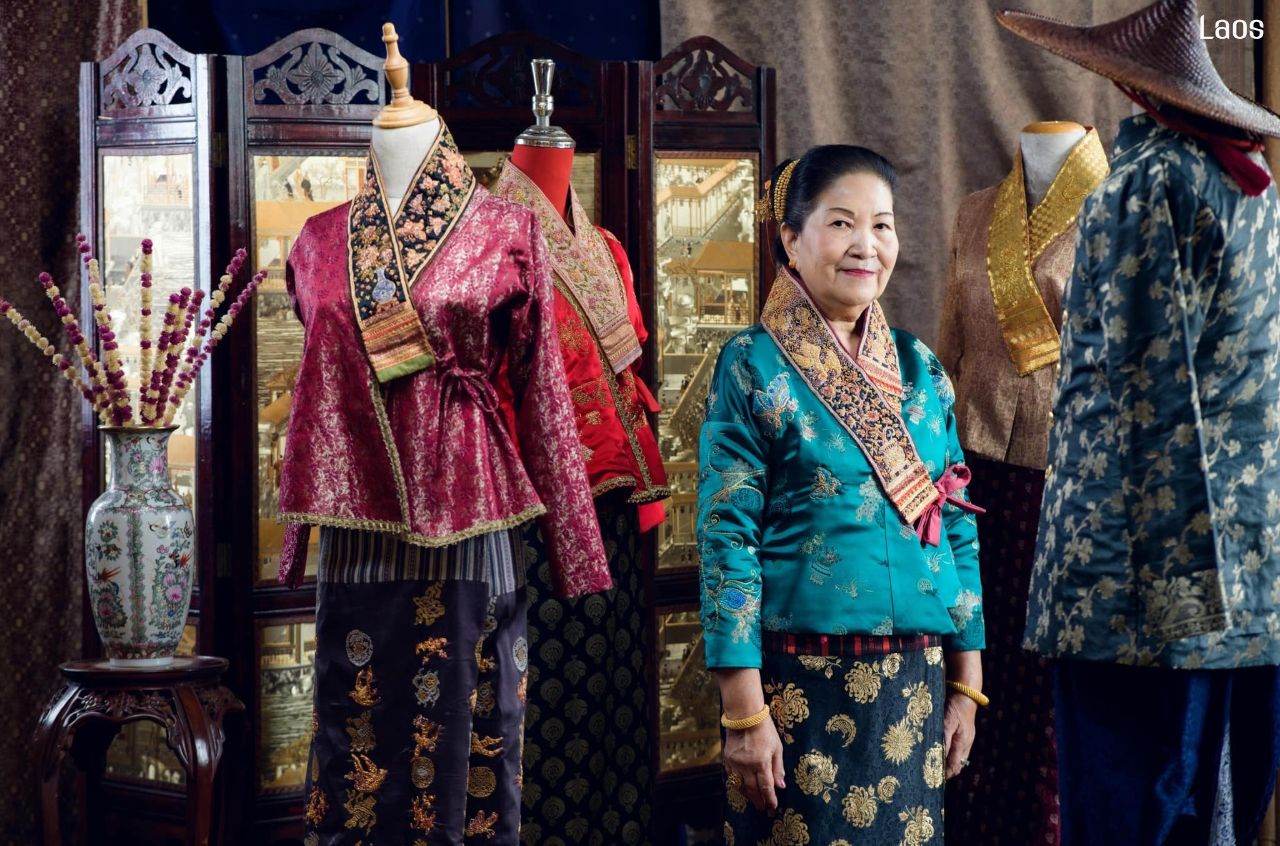 "ລາວ" Lao traditional dress | LAOS 🇱🇦