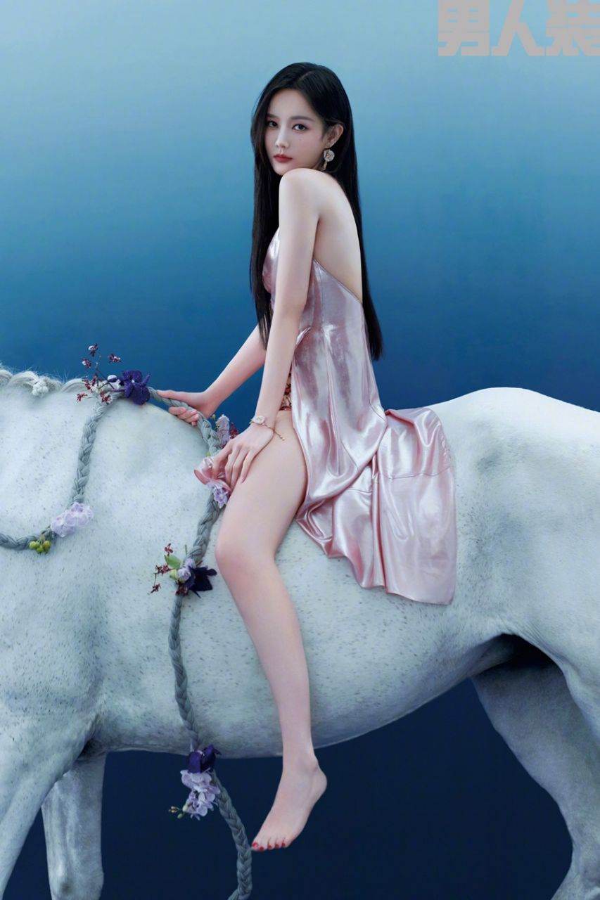 Li Yitong @ FHM China August 2022