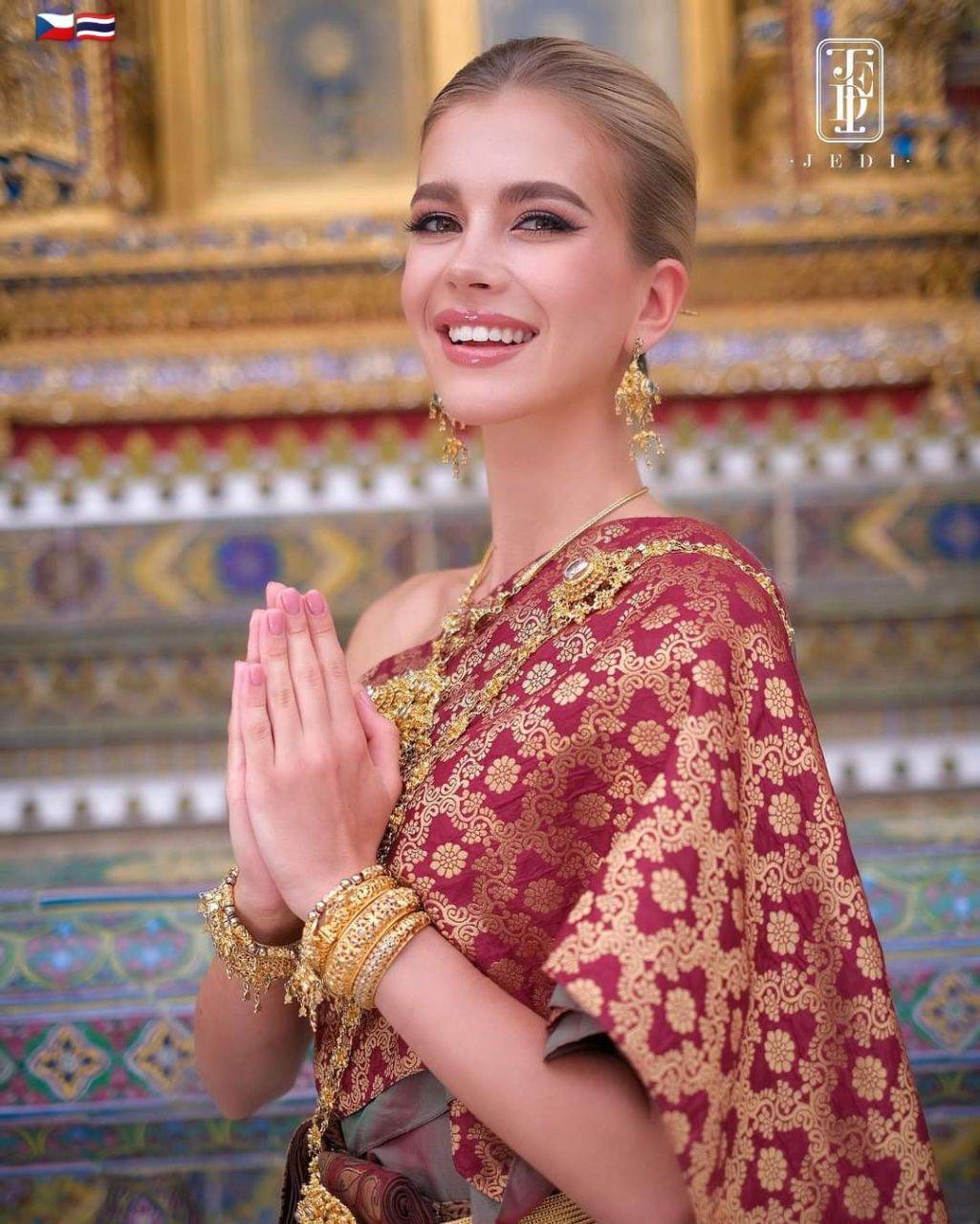 Miss Grand Czech Republic in Traditional Dress | THAILAND 🇹🇭