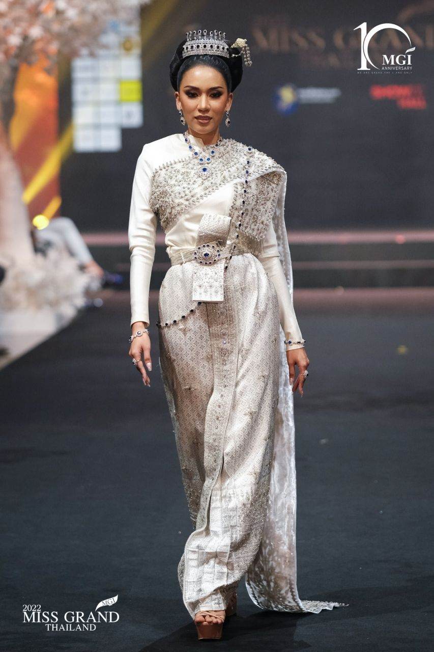Thai Siwalai Dress, Thai National Costume | THAILAND 🇹🇭