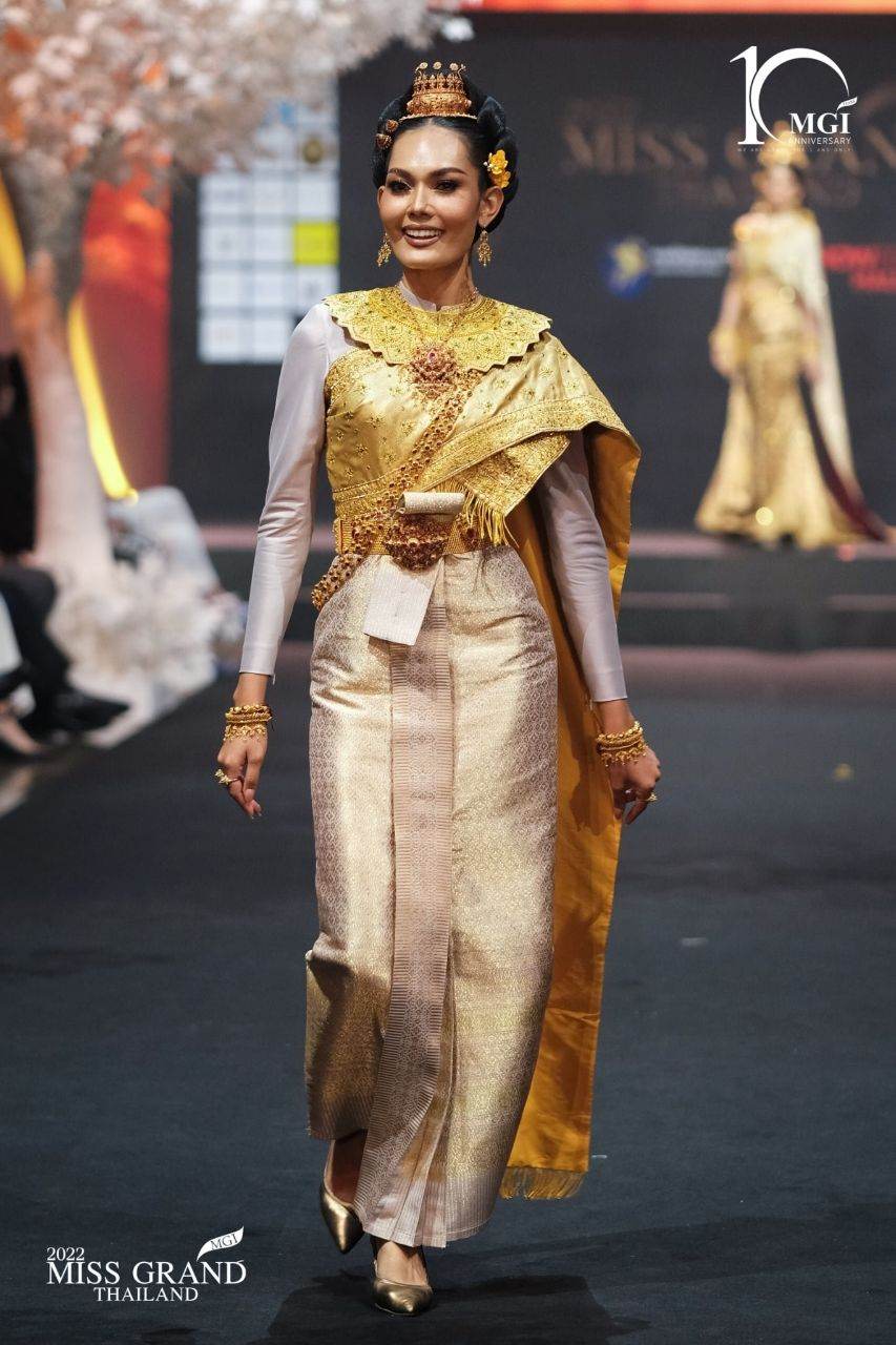 Thai Siwalai Dress, Thai National Costume | THAILAND 🇹🇭