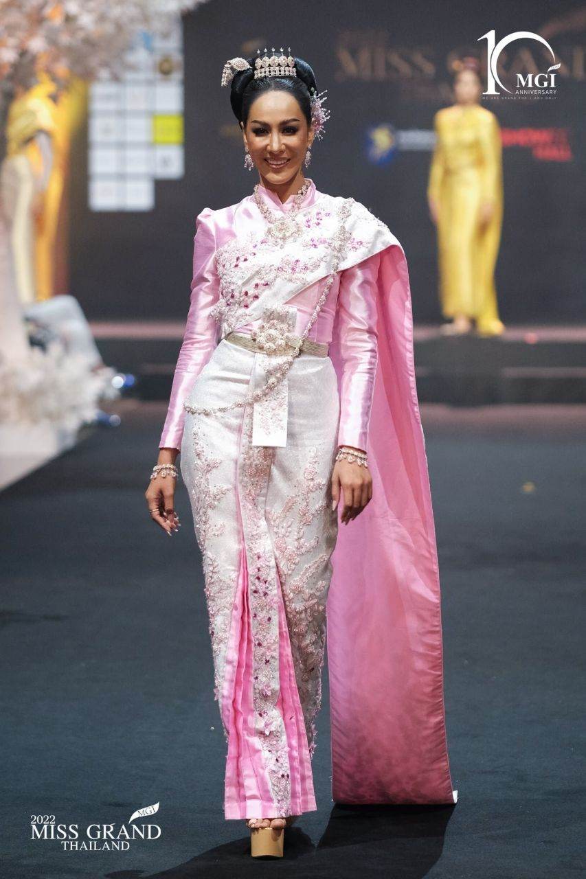 Thai Siwalai Dress, Thai National Costume | THAILAND 🇹🇭