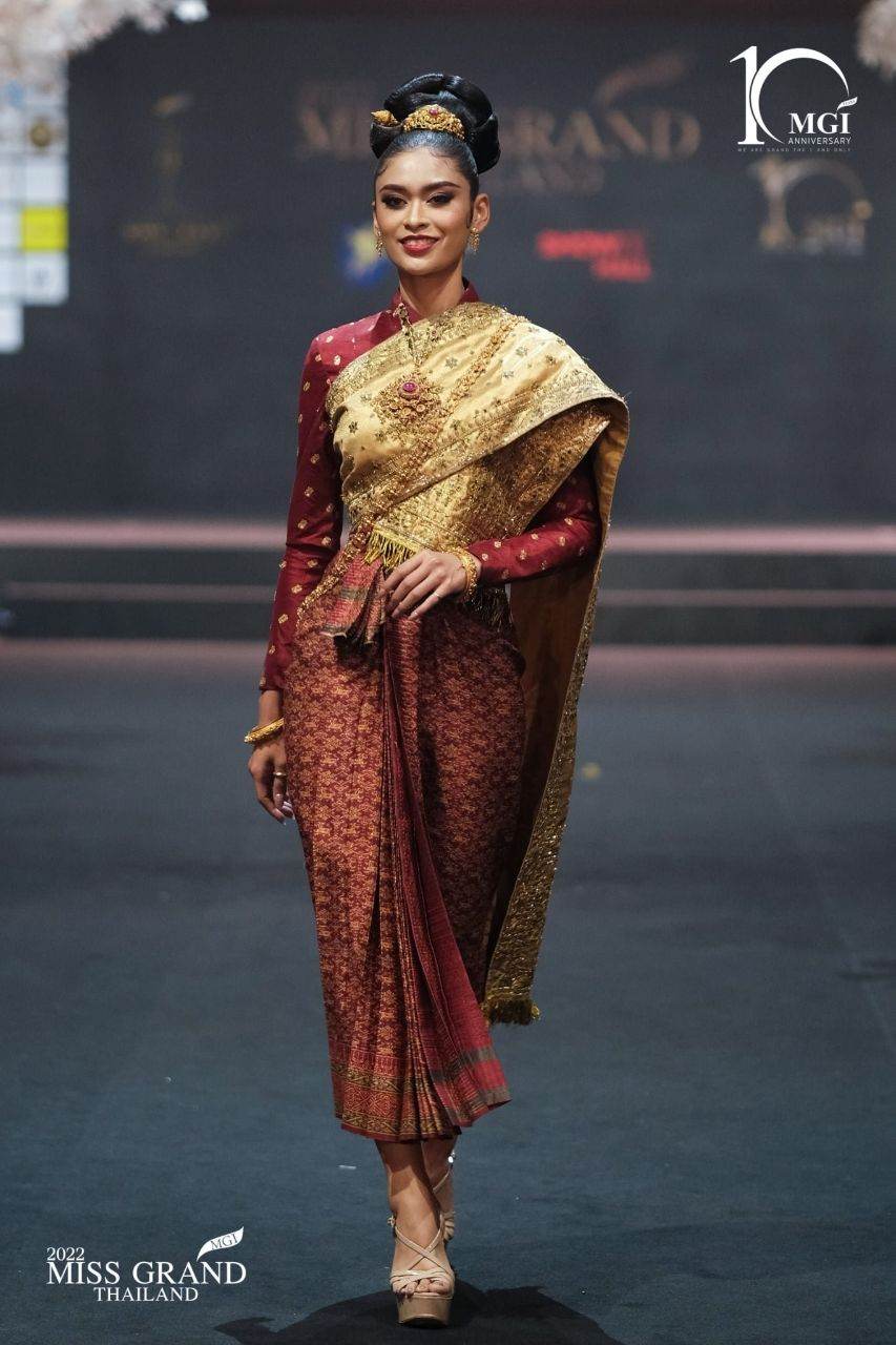 Thai Siwalai Dress, Thai National Costume | THAILAND 🇹🇭