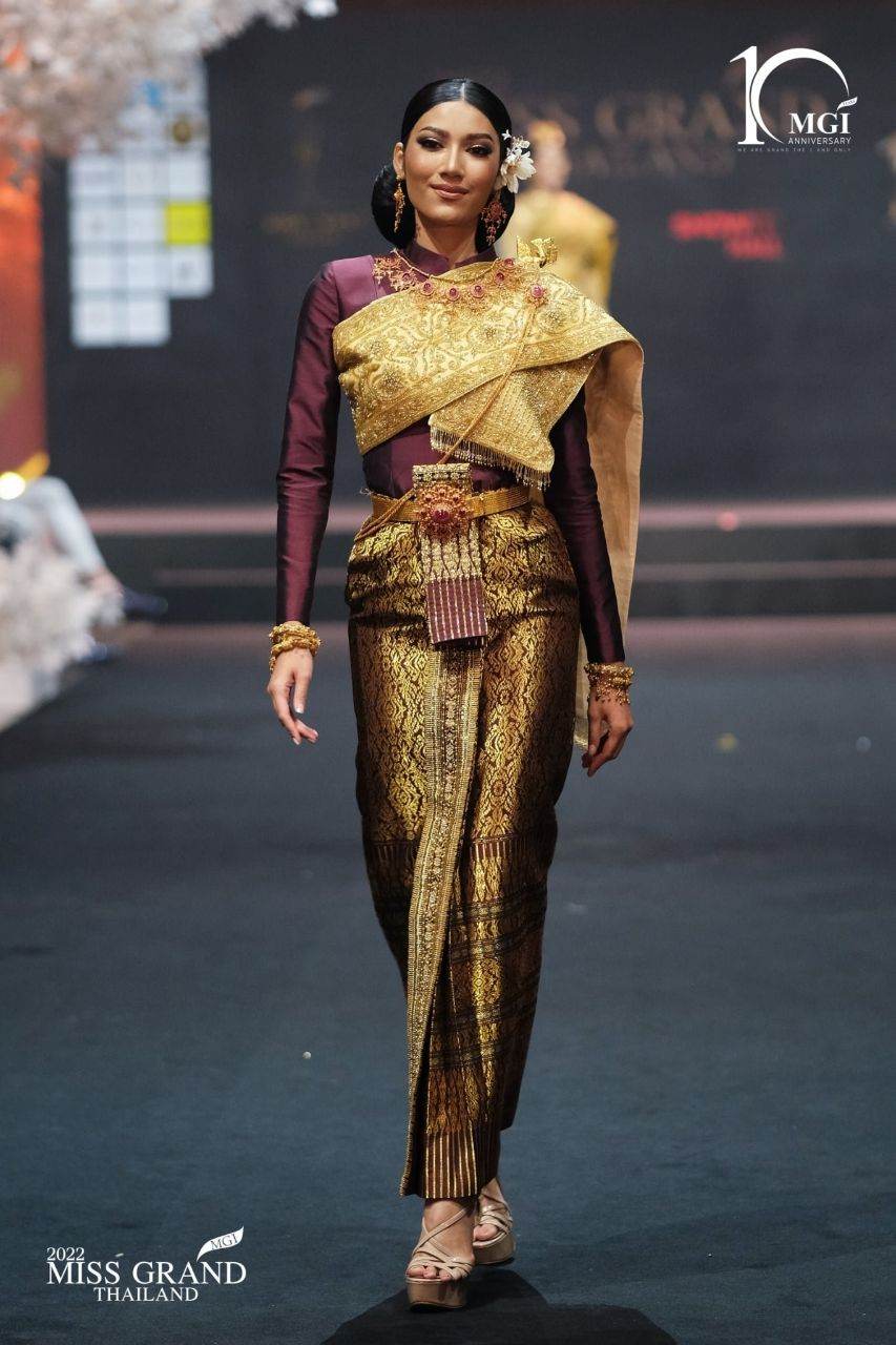 Thai Siwalai Dress, Thai National Costume | THAILAND 🇹🇭