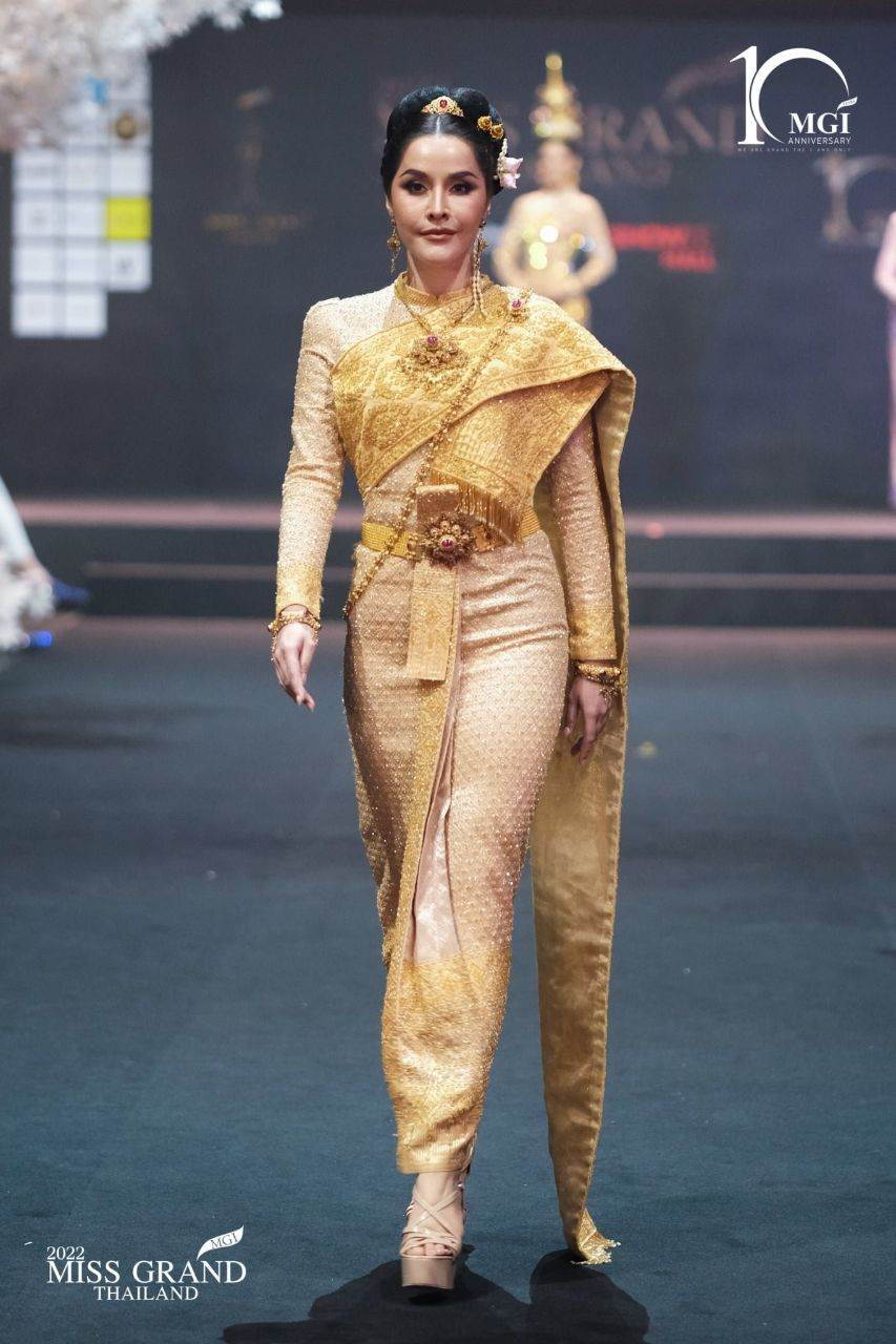 Thai Siwalai Dress, Thai National Costume | THAILAND 🇹🇭