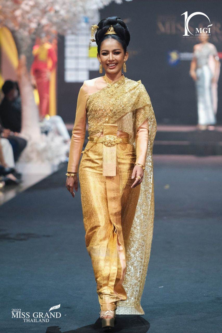 Thai Siwalai Dress, Thai National Costume | THAILAND 🇹🇭