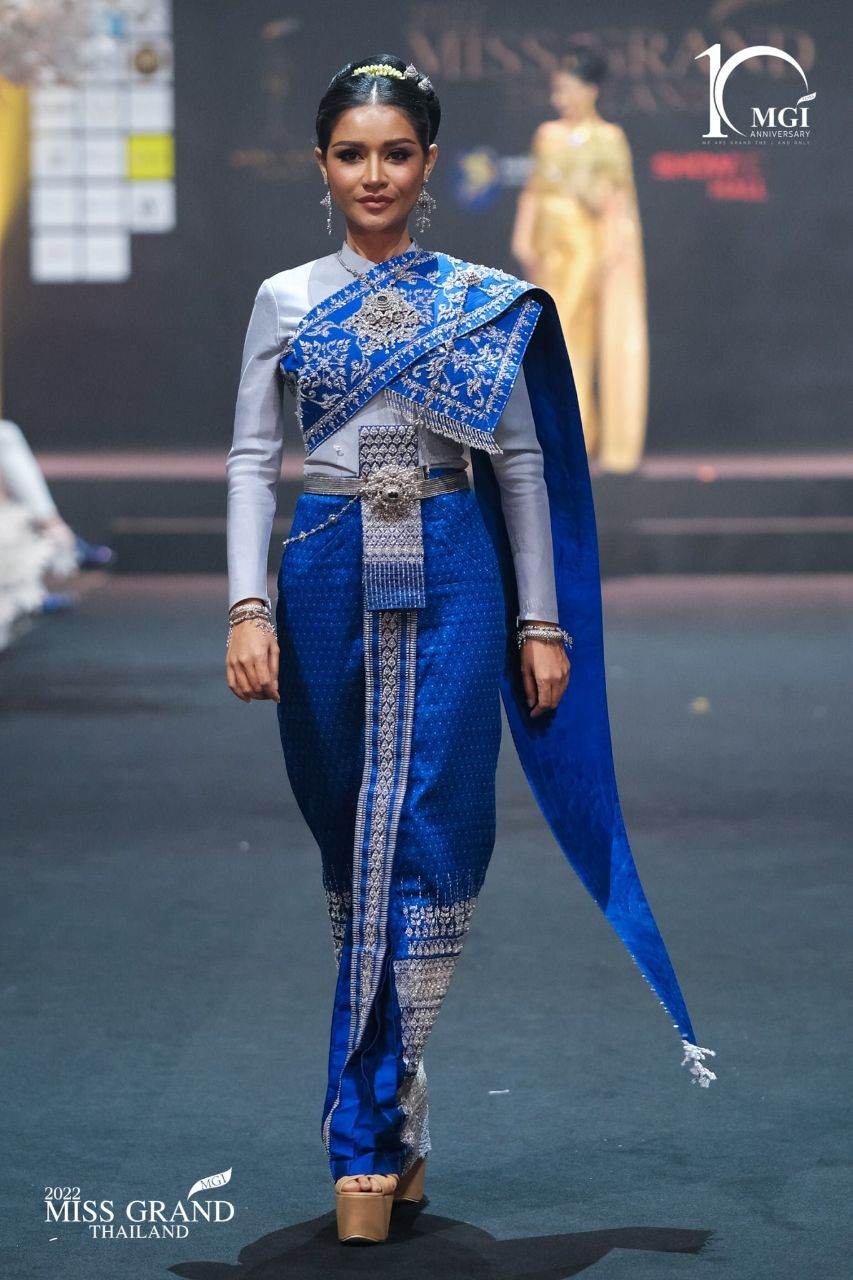 Thai Siwalai Dress, Thai National Costume | THAILAND 🇹🇭