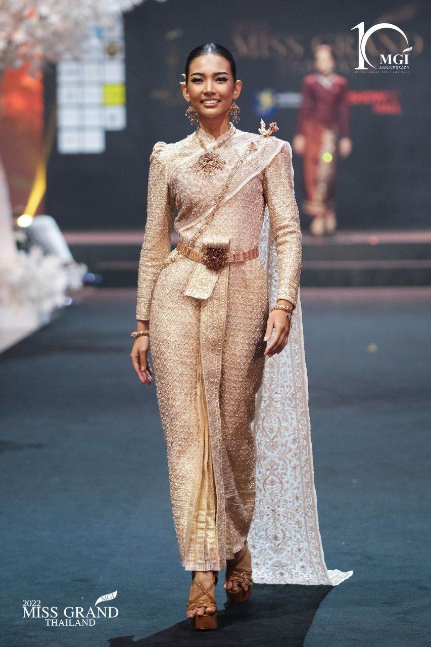 Thai Siwalai Dress, Thai National Costume | THAILAND 🇹🇭